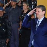 Tarcísio vive crise com polícia e vira alvo da bancada da bala