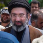 Filho de presidente iraniano diz que novo líder supremo está seguro